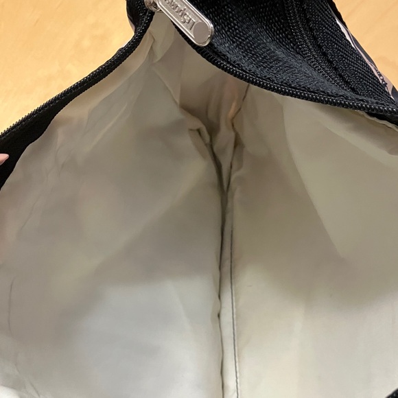 LeSportsac Black, Tan, and White Crossbody Bag with Adjustable Strap - Picture 4 of 4